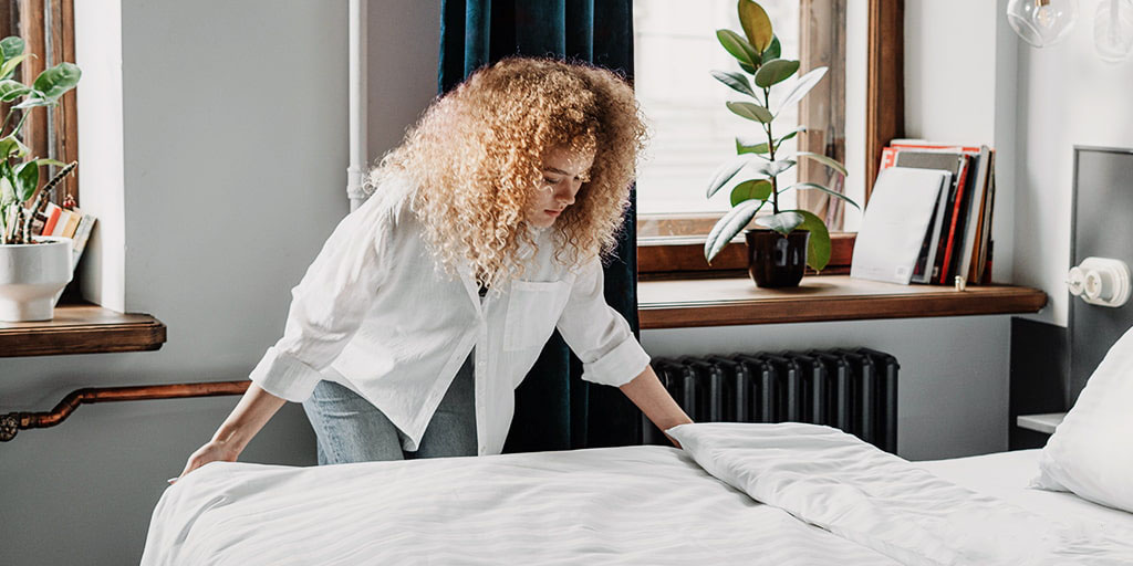 Mattress Toppers vs. Mattress Pads What's the Difference? Bed Story